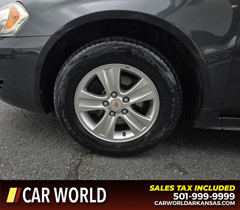 Chevrolet Impala Limited Vehicle Full-screen Gallery Image 6