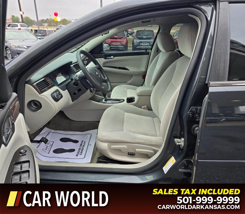 Chevrolet Impala Limited Vehicle Full-screen Gallery Image 8