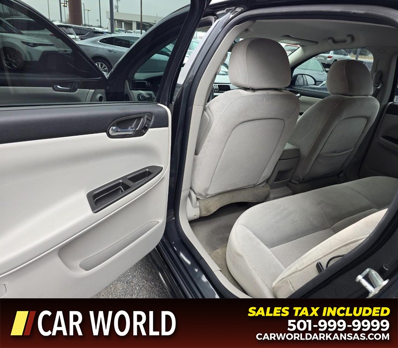 Chevrolet Impala Limited Vehicle Full-screen Gallery Image 9
