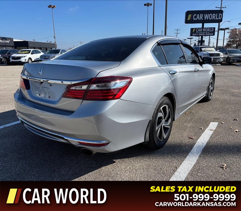 Honda Accord Sedan Vehicle Full-screen Gallery Image 3