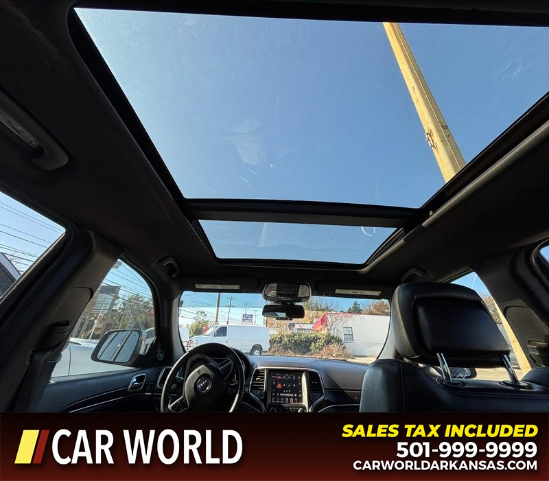 Jeep Grand Cherokee Vehicle Full-screen Gallery Image 17