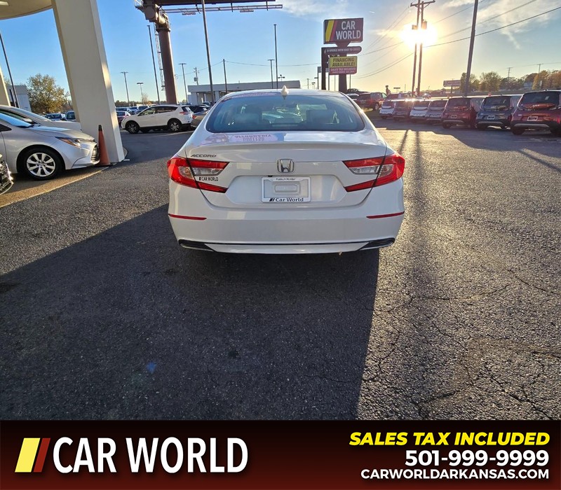 Honda Accord Sedan Vehicle Full-screen Gallery Image 6