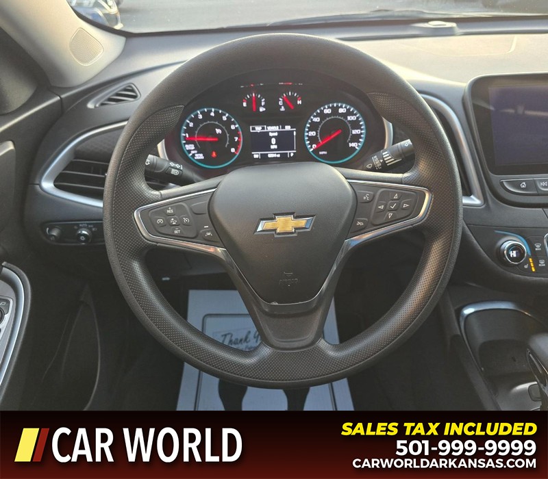 Chevrolet Malibu Vehicle Full-screen Gallery Image 15
