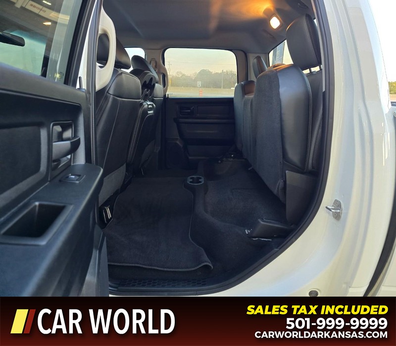 Ram 1500 Classic Vehicle Full-screen Gallery Image 12