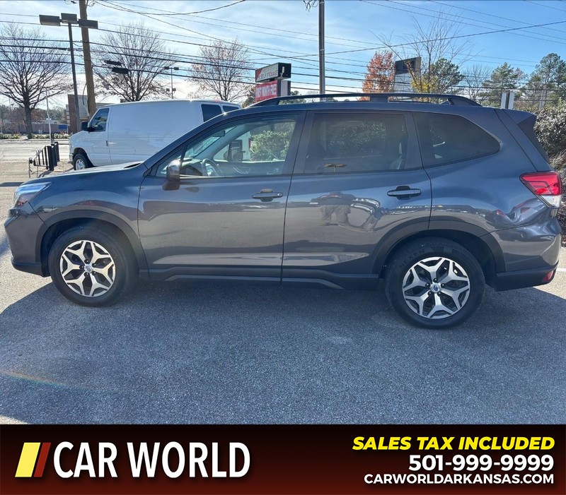 Subaru Forester Vehicle Full-screen Gallery Image 8