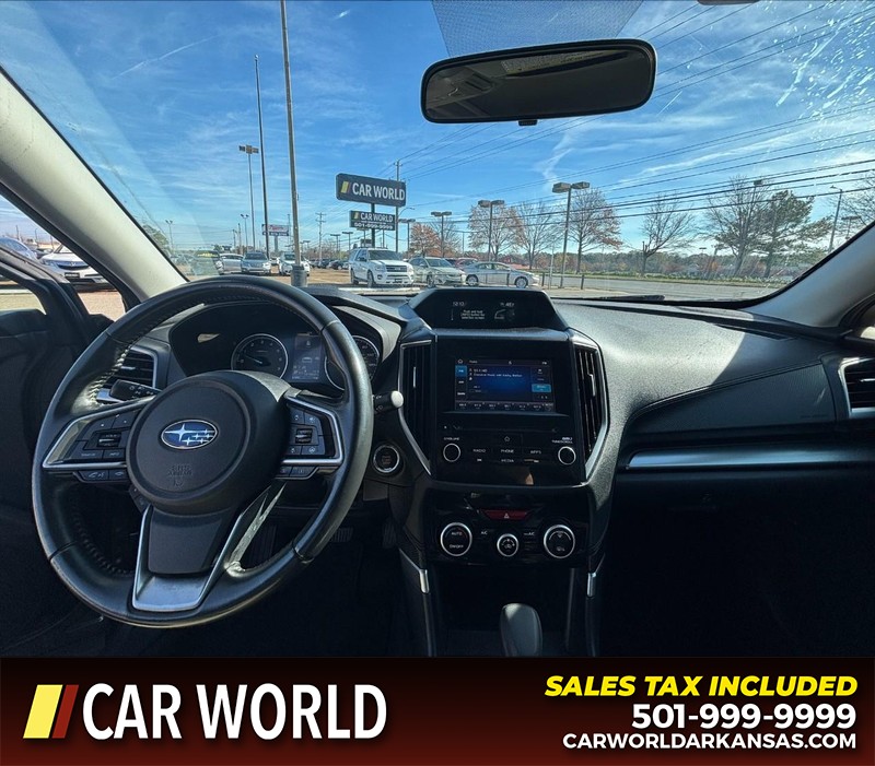 Subaru Forester Vehicle Full-screen Gallery Image 16