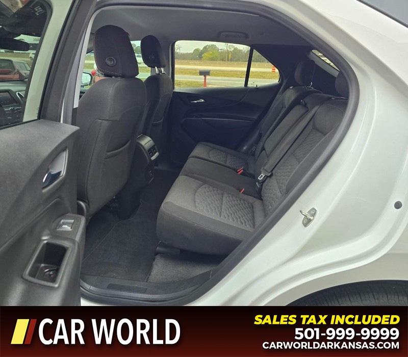 Chevrolet Equinox Vehicle Full-screen Gallery Image 10