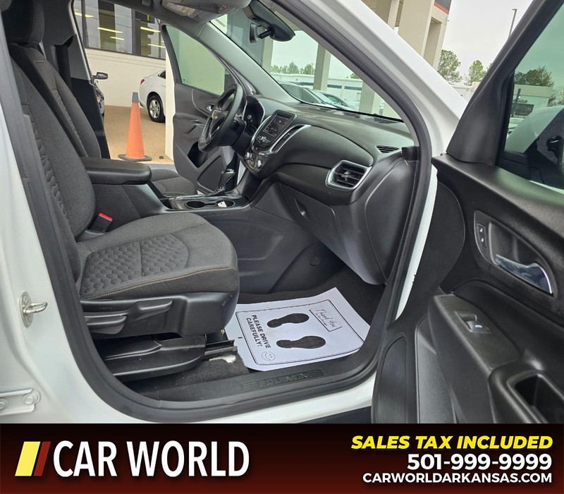 Chevrolet Equinox Vehicle Full-screen Gallery Image 11