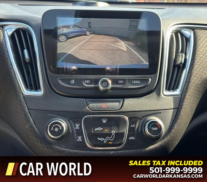 Chevrolet Malibu Vehicle Full-screen Gallery Image 18