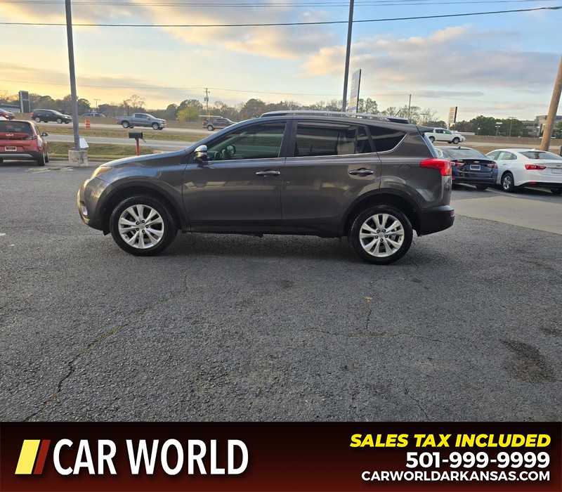 Toyota RAV4 Vehicle Full-screen Gallery Image 4