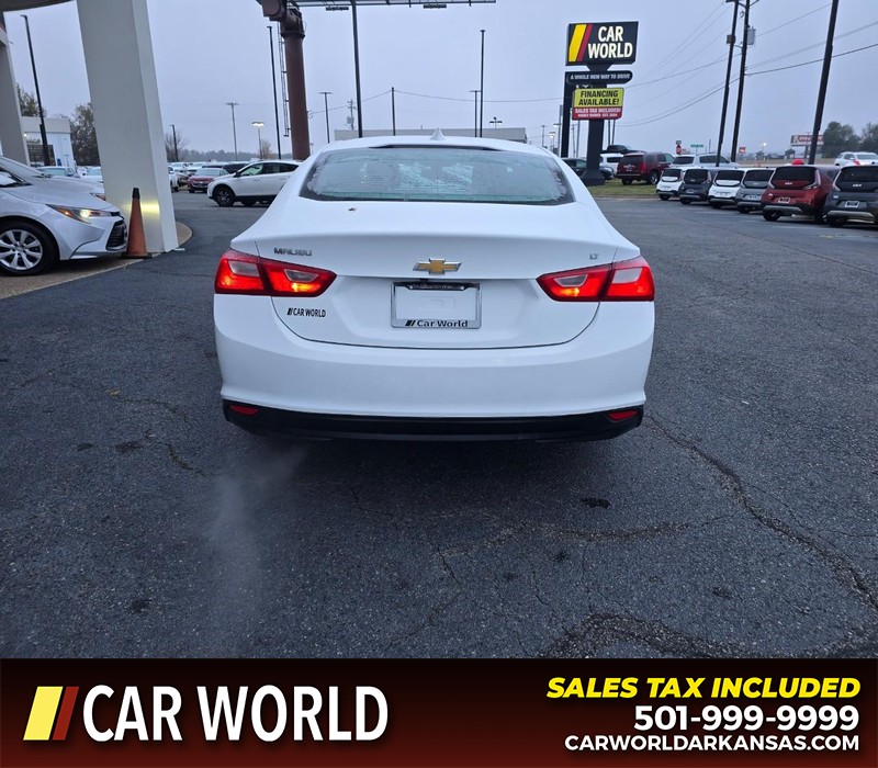 Chevrolet Malibu Vehicle Full-screen Gallery Image 5