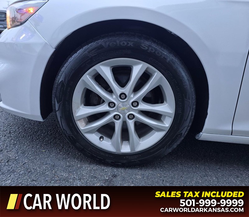 Chevrolet Malibu Vehicle Full-screen Gallery Image 6