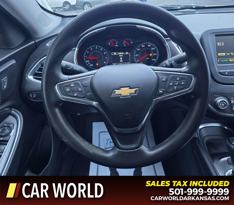 Chevrolet Malibu Vehicle Full-screen Gallery Image 15