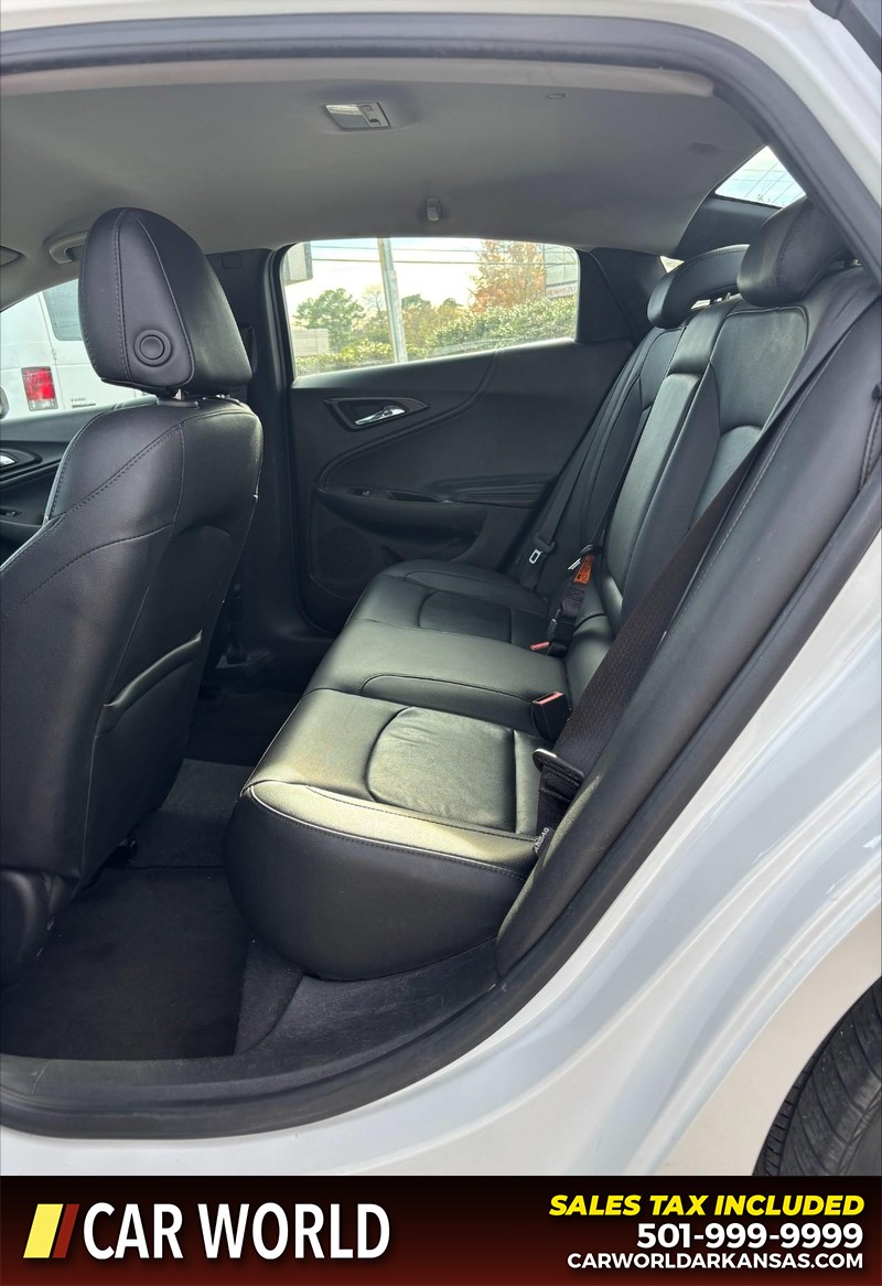 Chevrolet Malibu Vehicle Full-screen Gallery Image 15