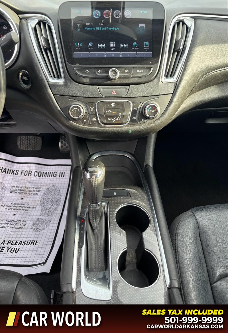 Chevrolet Malibu Vehicle Full-screen Gallery Image 17