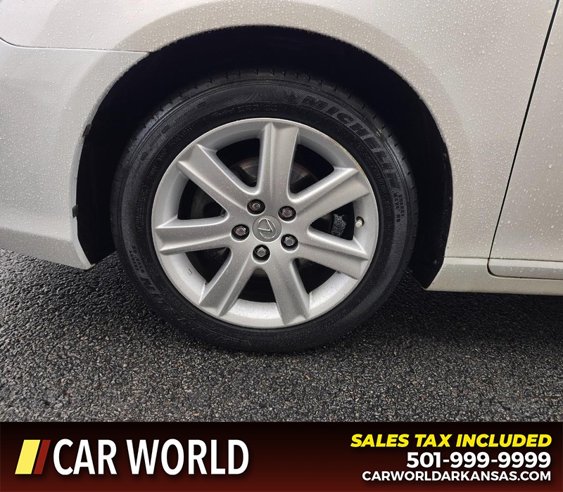 Lexus ES 350 Vehicle Full-screen Gallery Image 6