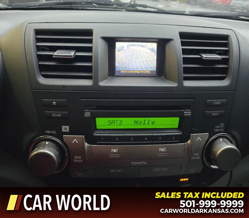 Toyota Highlander Vehicle Full-screen Gallery Image 22