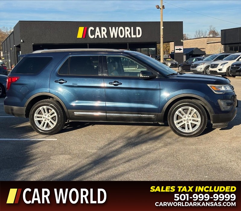 Ford Explorer Vehicle Full-screen Gallery Image 2