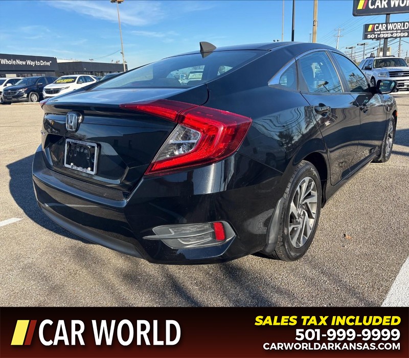 Honda Civic Sedan Vehicle Full-screen Gallery Image 3