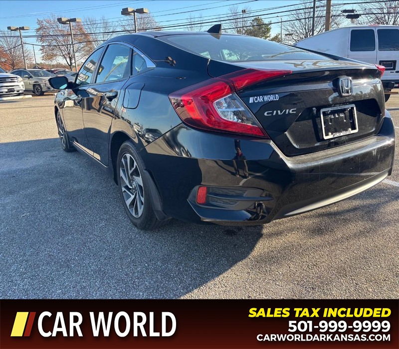 Honda Civic Sedan Vehicle Full-screen Gallery Image 7