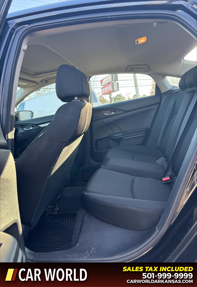 Honda Civic Sedan Vehicle Full-screen Gallery Image 15