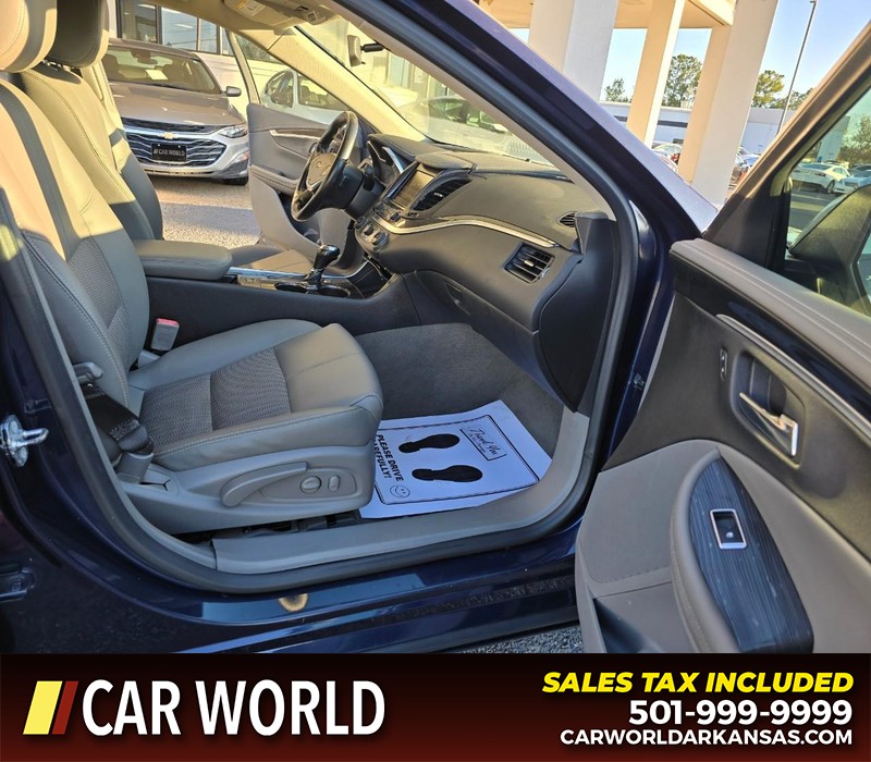 Chevrolet Impala Vehicle Full-screen Gallery Image 11