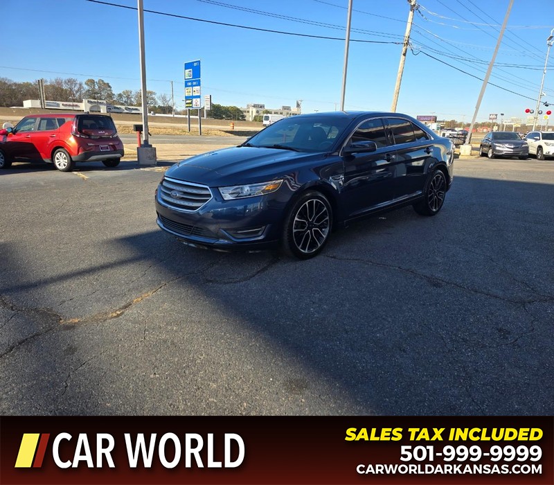 Ford Taurus Vehicle Full-screen Gallery Image 3