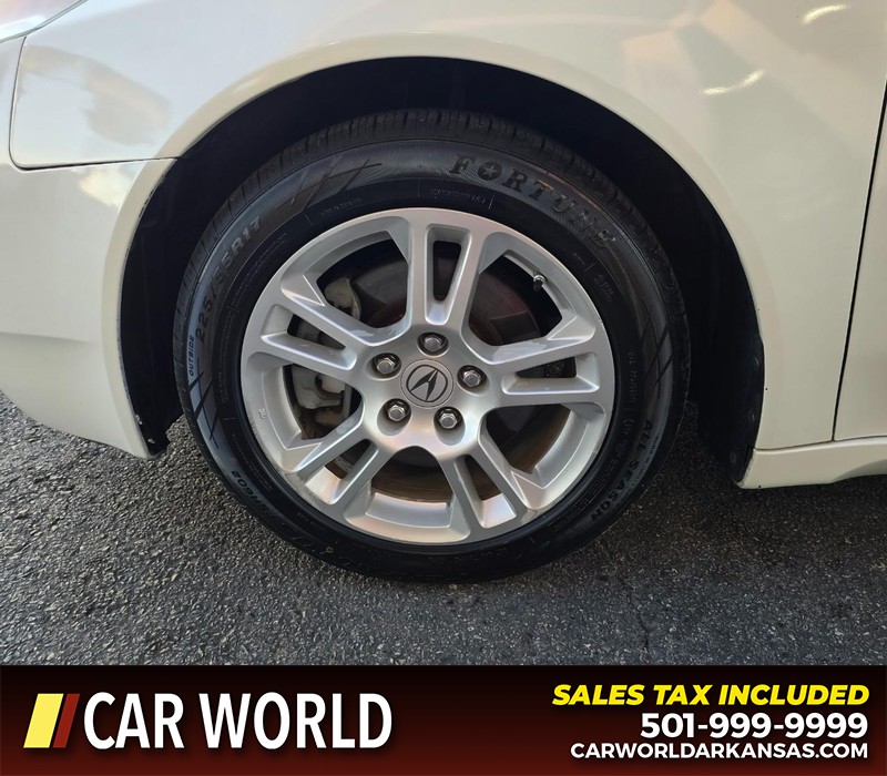 Acura TL Vehicle Full-screen Gallery Image 6