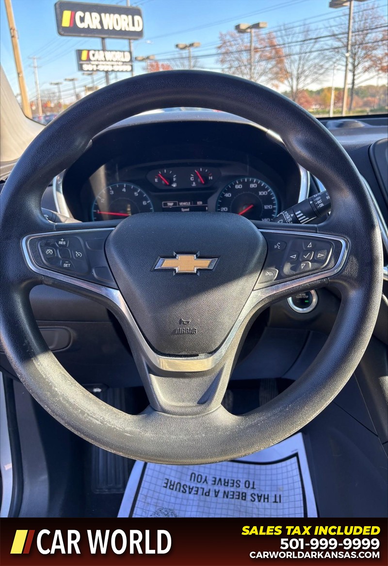 Chevrolet Equinox Vehicle Full-screen Gallery Image 19