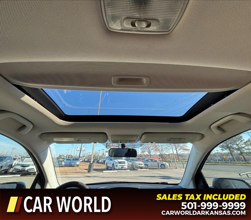 Honda CR-V Vehicle Full-screen Gallery Image 12