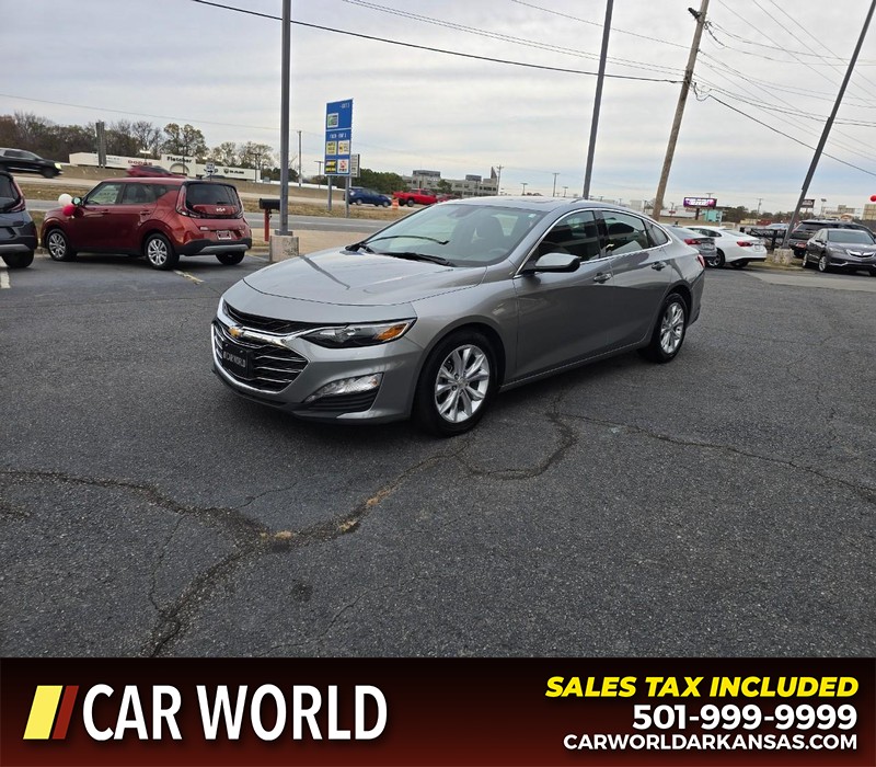 Chevrolet Malibu Vehicle Full-screen Gallery Image 3