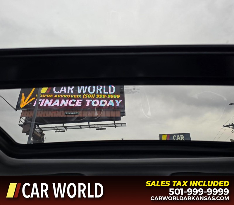 Chevrolet Malibu Vehicle Full-screen Gallery Image 19