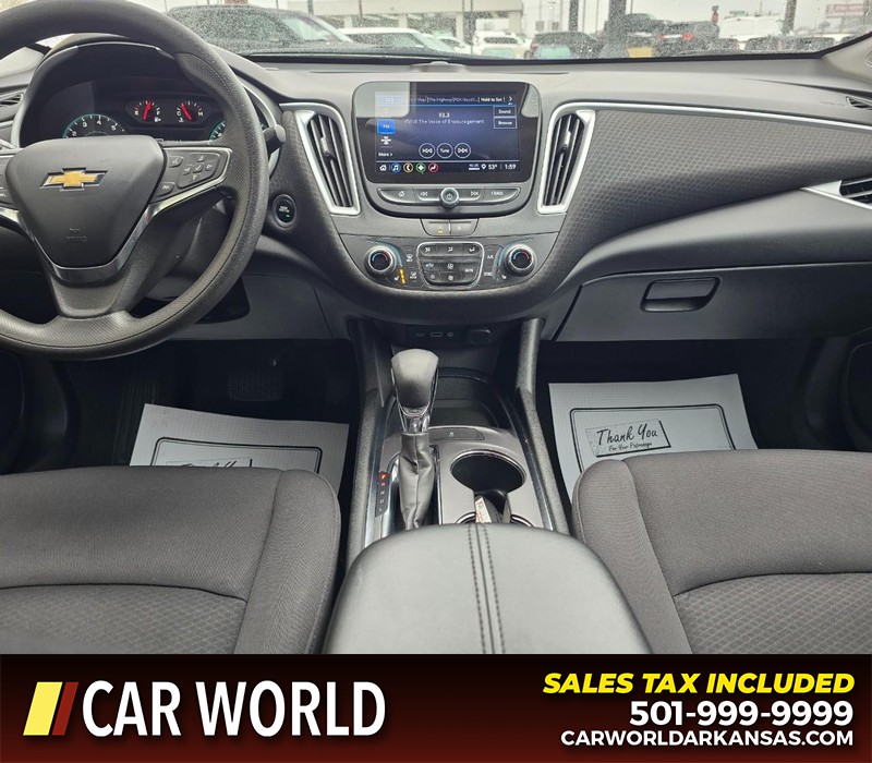 Chevrolet Malibu Vehicle Full-screen Gallery Image 18