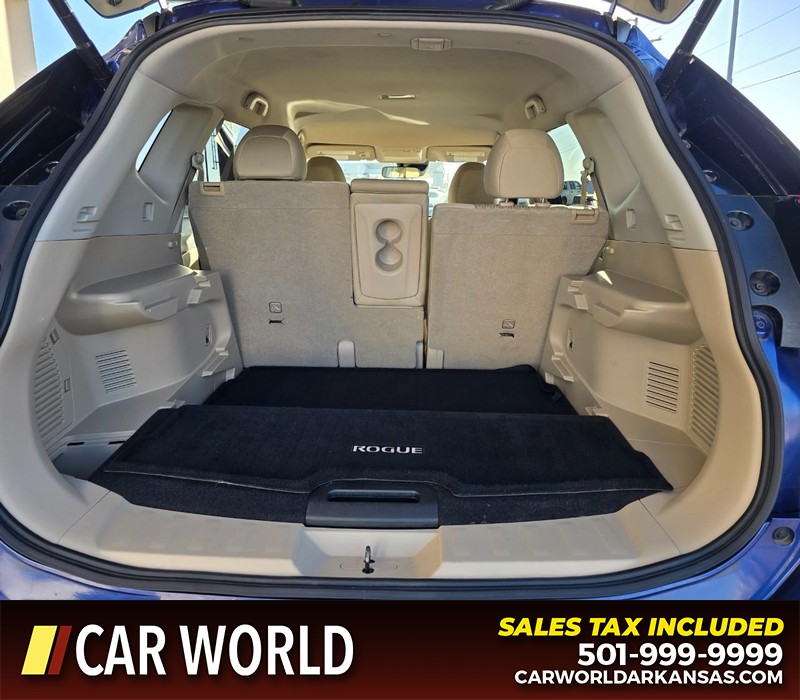 Nissan Rogue Vehicle Full-screen Gallery Image 13