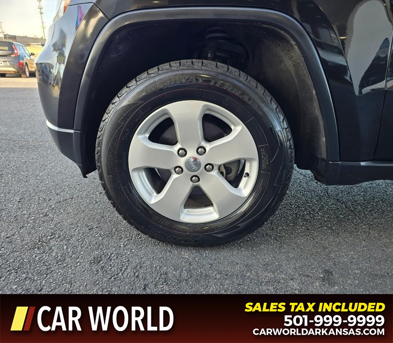 Jeep Grand Cherokee Vehicle Full-screen Gallery Image 6