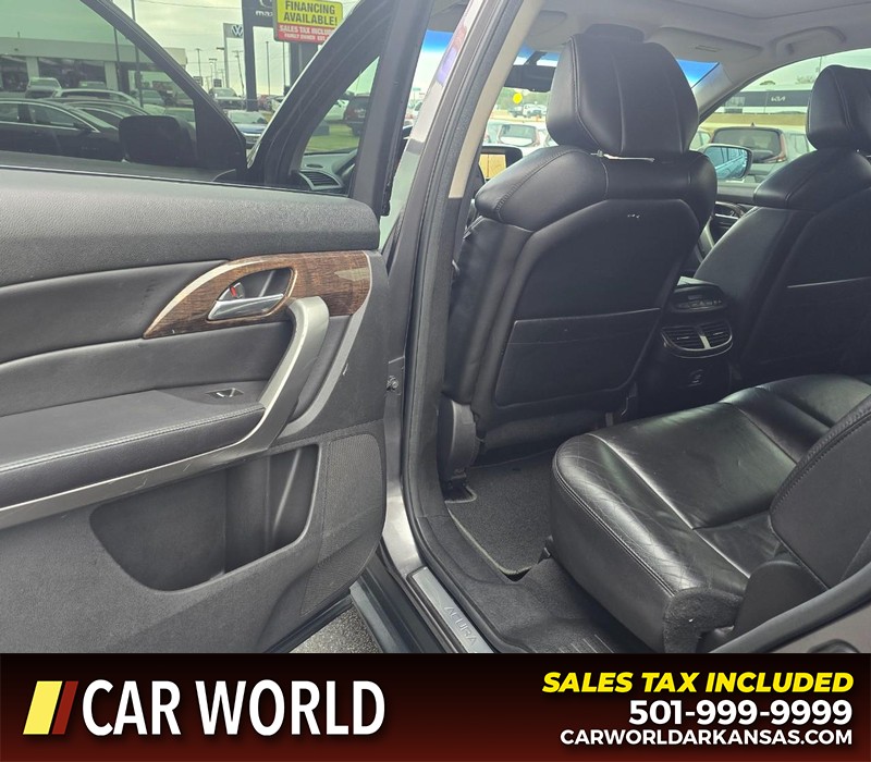 Acura MDX Vehicle Full-screen Gallery Image 9