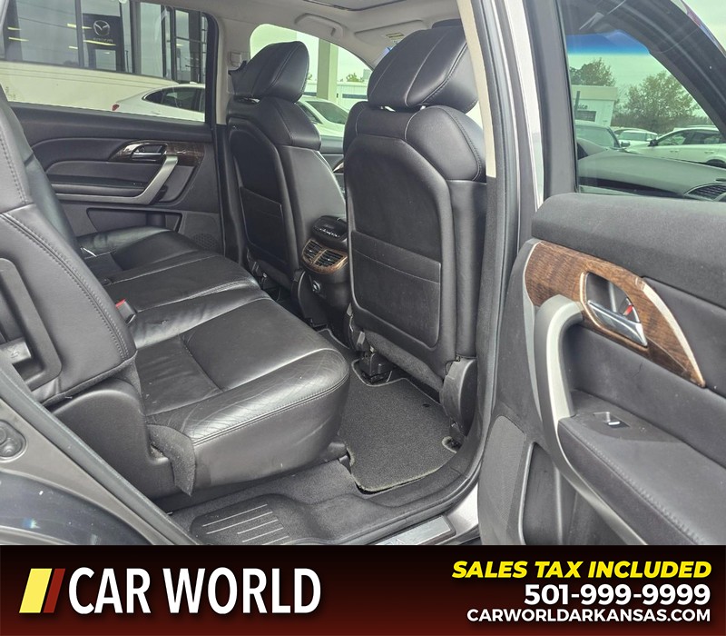 Acura MDX Vehicle Full-screen Gallery Image 13