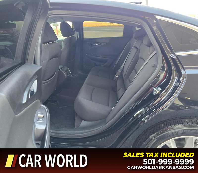 Chevrolet Malibu Vehicle Full-screen Gallery Image 10