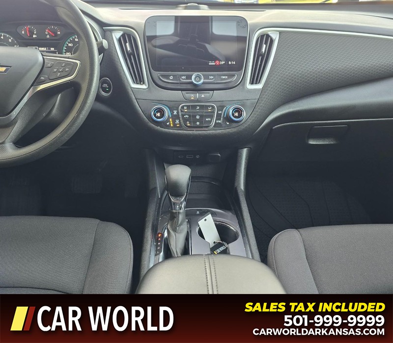 Chevrolet Malibu Vehicle Full-screen Gallery Image 18