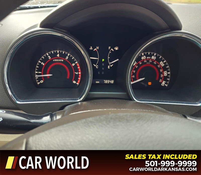 Toyota Highlander Vehicle Full-screen Gallery Image 17