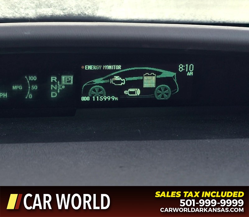 Toyota Prius Vehicle Full-screen Gallery Image 16