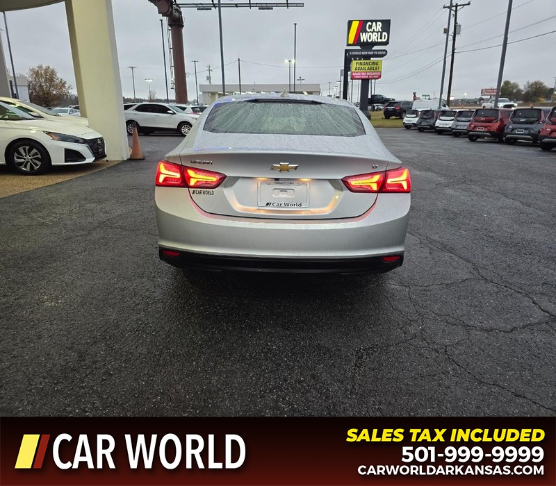 Chevrolet Malibu Vehicle Full-screen Gallery Image 5