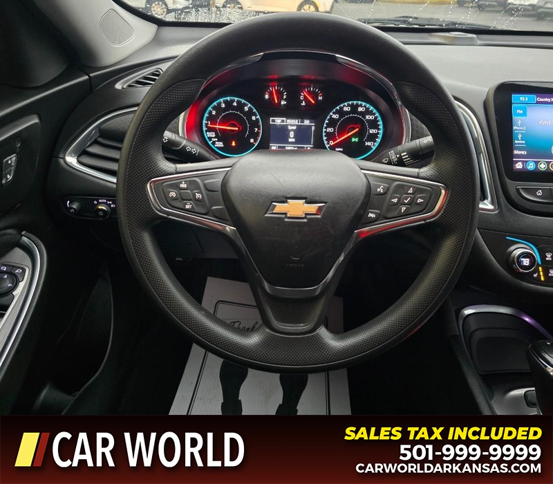 Chevrolet Malibu Vehicle Full-screen Gallery Image 15