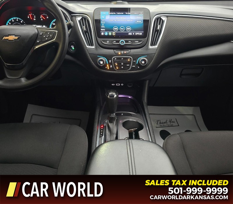 Chevrolet Malibu Vehicle Full-screen Gallery Image 18