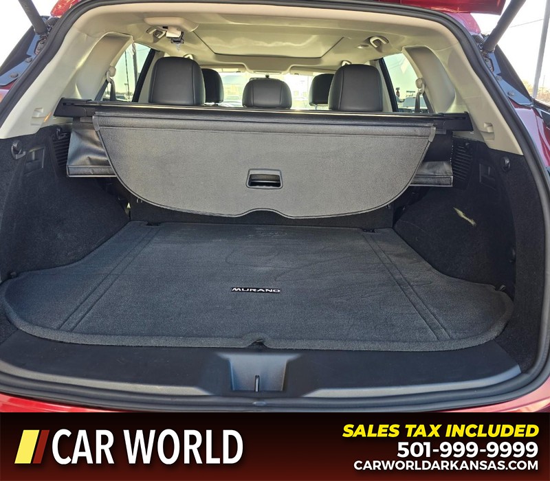 Nissan Murano Vehicle Full-screen Gallery Image 13