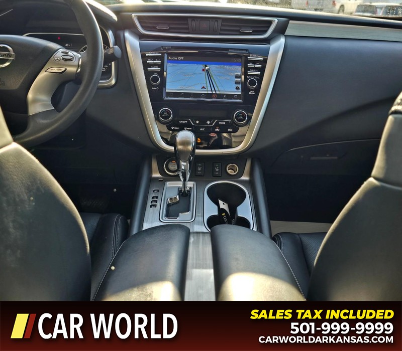 Nissan Murano Vehicle Full-screen Gallery Image 18
