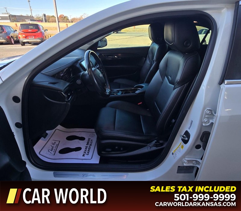 Cadillac ATS Sedan Vehicle Full-screen Gallery Image 8