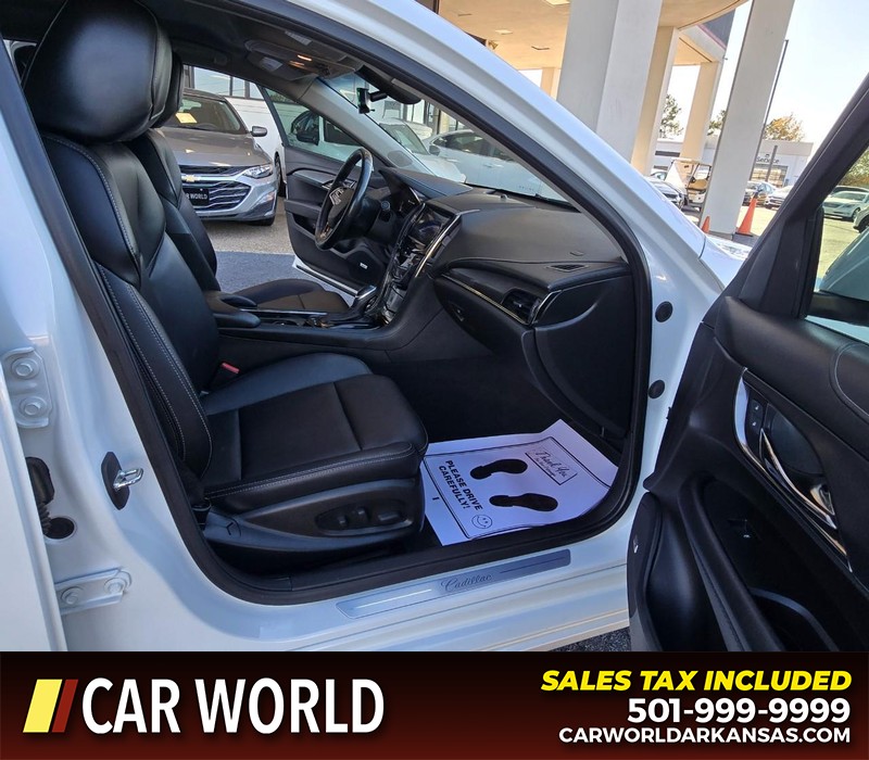 Cadillac ATS Sedan Vehicle Full-screen Gallery Image 11