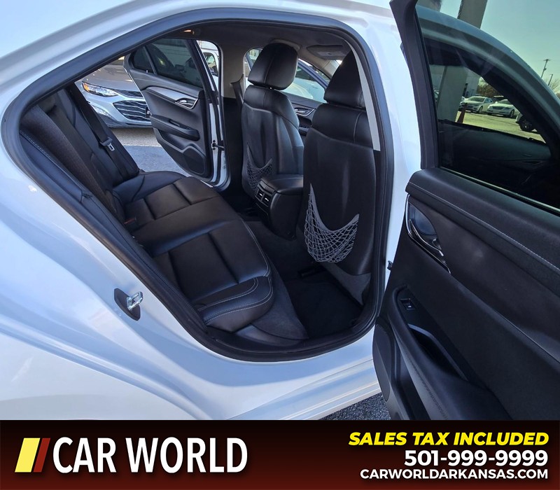 Cadillac ATS Sedan Vehicle Full-screen Gallery Image 12