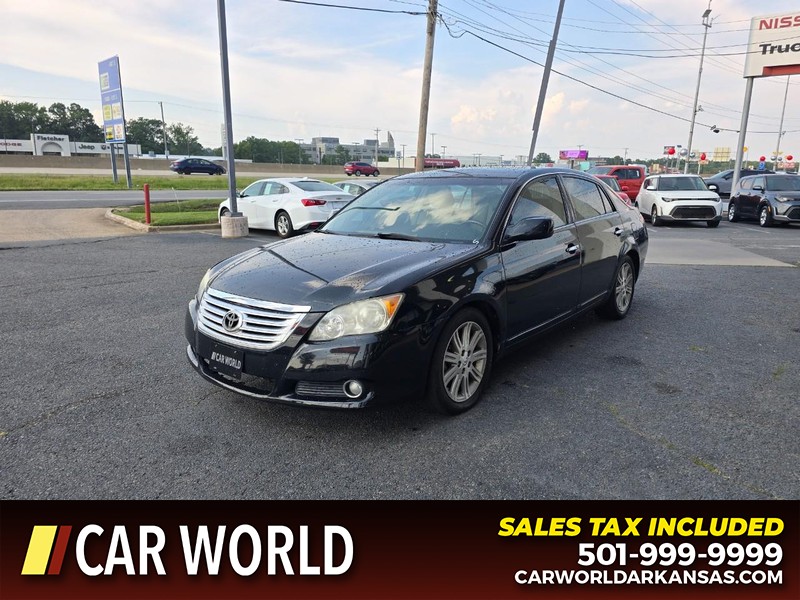 Toyota Avalon Vehicle Full-screen Gallery Image 3